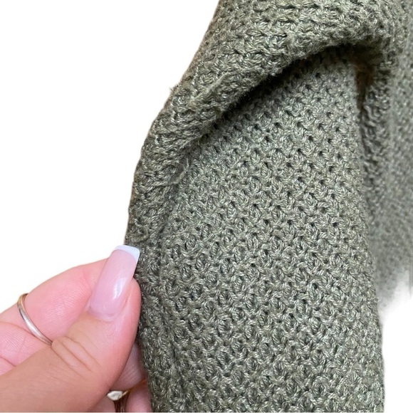 Rachel Zoe Knit Button Shoulder Sweater I Size: XS - Picture 6 of 9